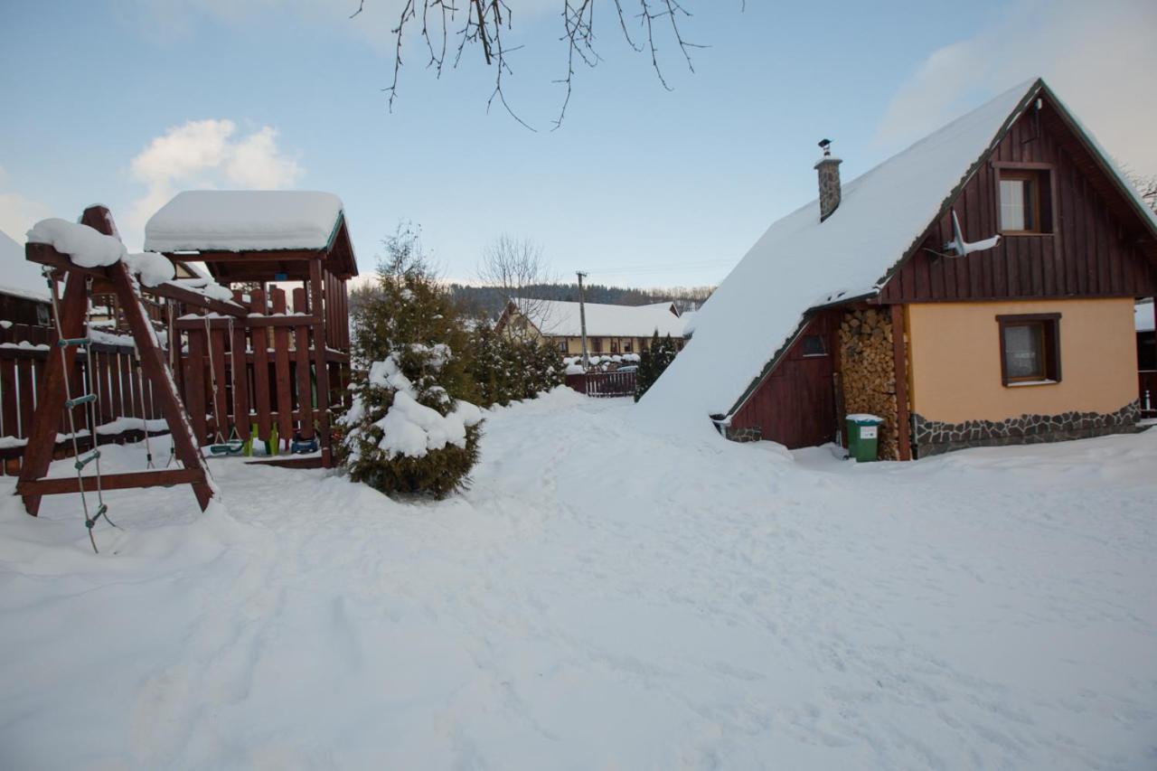 Chata Benusovce Liptovský Trnovec Esterno foto